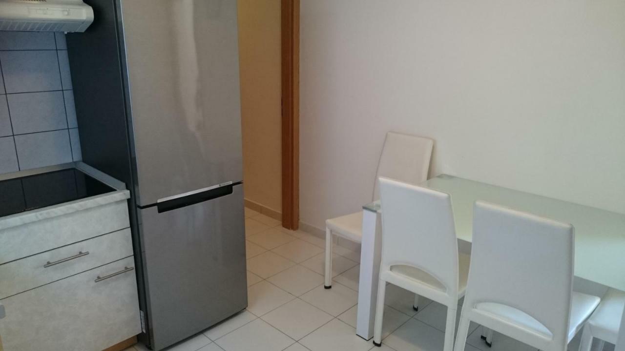 Apartments Vila Tisa Mali Losinj Bagian luar foto